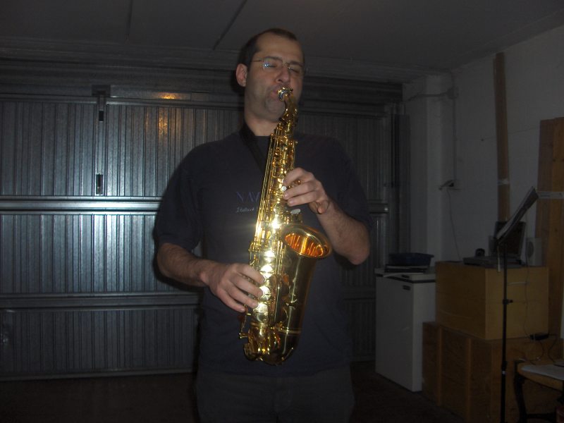 Il fotografo - mar 28 11:11 2005